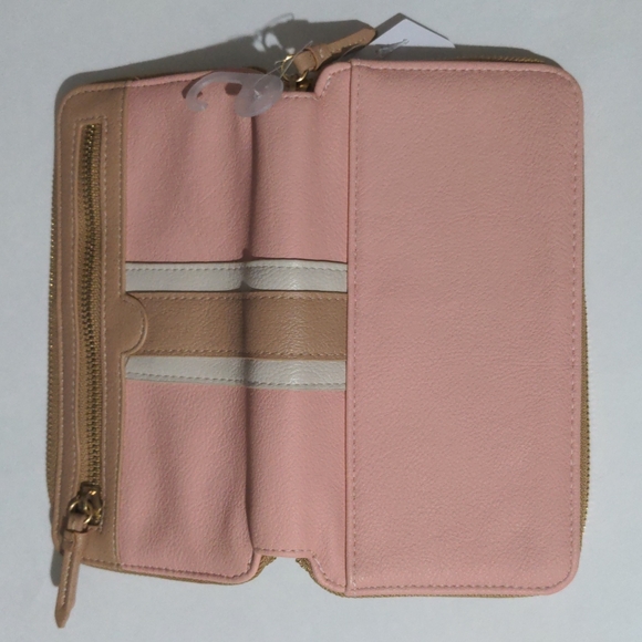 Time and Tru Women's Pink & Brown Wallet. NWT - Picture 5 of 7